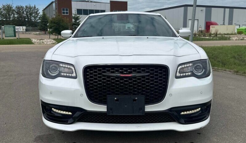 
								2022 Chrysler 300 Series S V6 full									