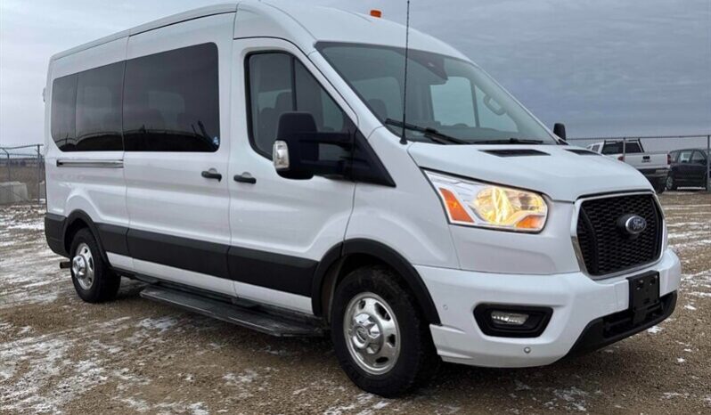 
								2022 Ford Transit 350 XLT 12 Passenger Van AWD full									