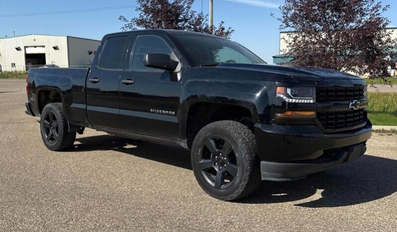 
								2018 Chevrolet Silverado 1500 Custom 4X4 full									
