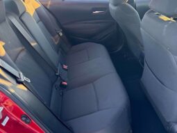 
										2020 Toyota Corolla LE full									