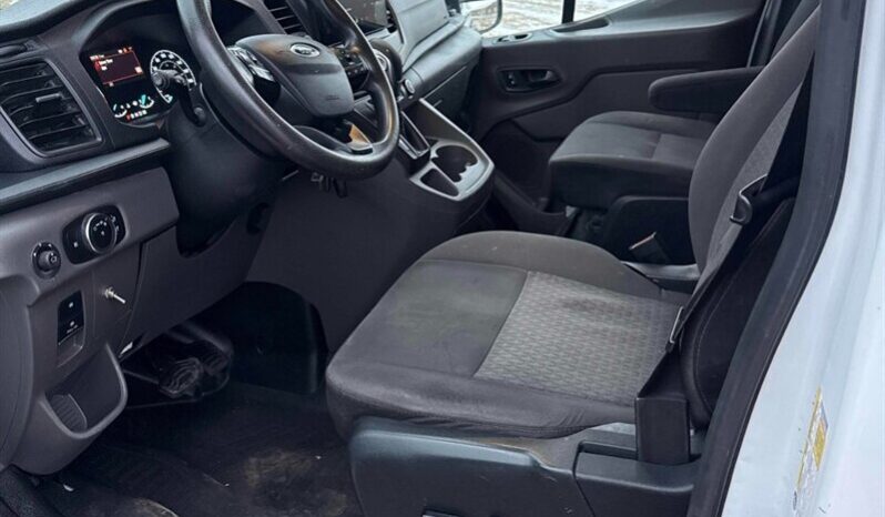 
								2022 Ford Transit 350 XLT 12 Passenger Van AWD full									