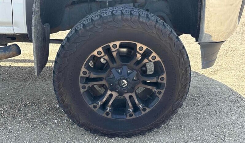 
								2019 GMC Sierra 2500 SLE Z71 Crew Cab 4×4 full									