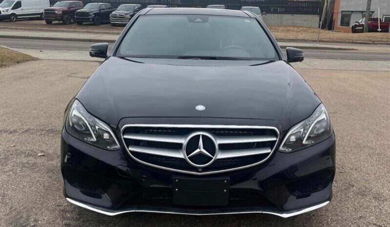 
								2016 Mercedes-Benz E-Class E 400 4MATIC AWD full									