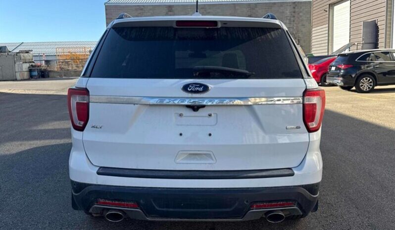 
								2019 Ford Explorer XLT AWD full									