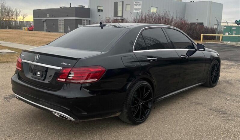 
								2016 Mercedes-Benz E-Class E 400 4MATIC AWD full									