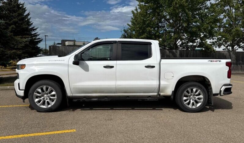 
								2022 Chevrolet Silverado 1500 Limited Custom 4X4 full									