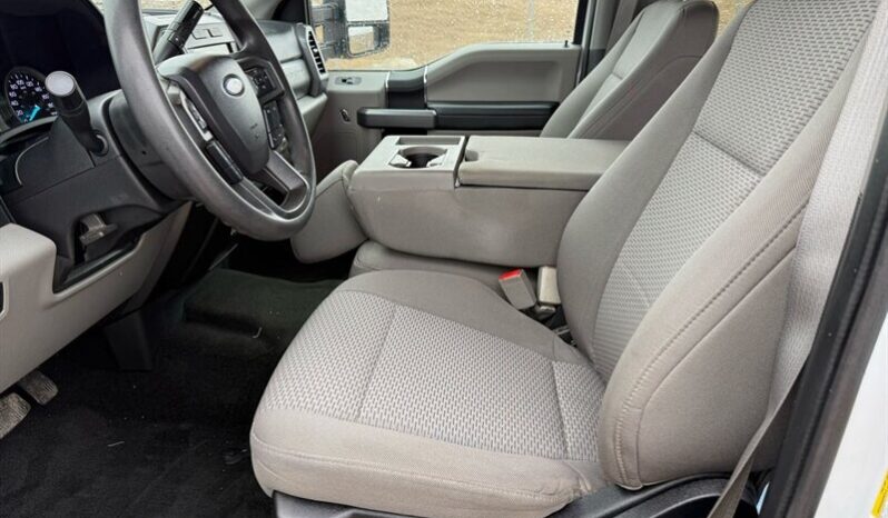 
								2019 Ford F-350 Super Duty XLT Diesel 4×4 full									