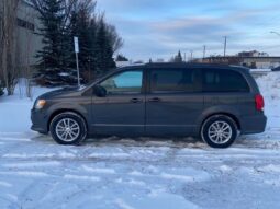 
										2017 Dodge Grand Caravan SXT PLUS “STOW N GO” full									
