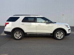 
										2019 Ford Explorer XLT AWD full									