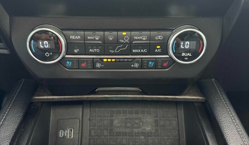 
								2020 Ford Expedition Limited 4×4 full									