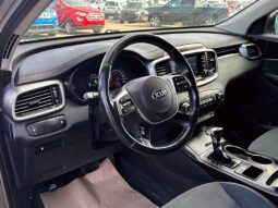 
										2019 Kia Sorento LX AWD full									