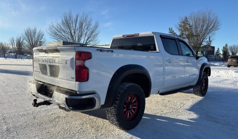 
								2022 Chevrolet Silverado 1500 Limited LT full									