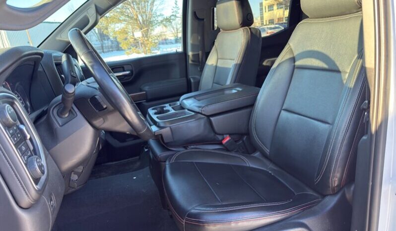 
								2022 Chevrolet Silverado 1500 Limited LT full									