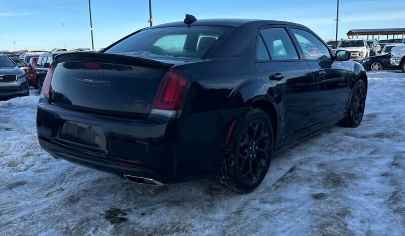
								2023 Chrysler 300 Series S AWD full									