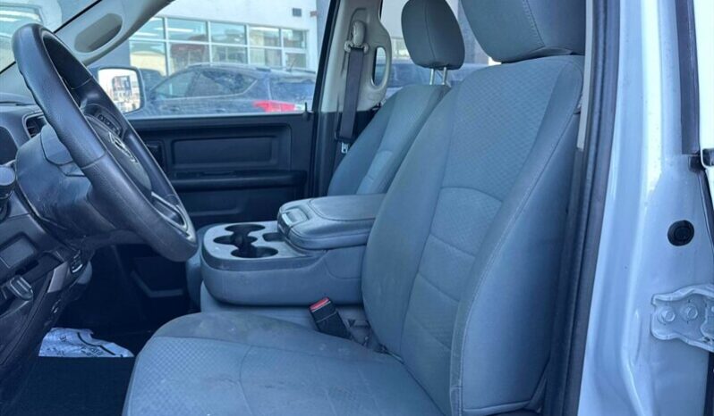 
								2019 RAM 1500 Classic ST 4×4 full									