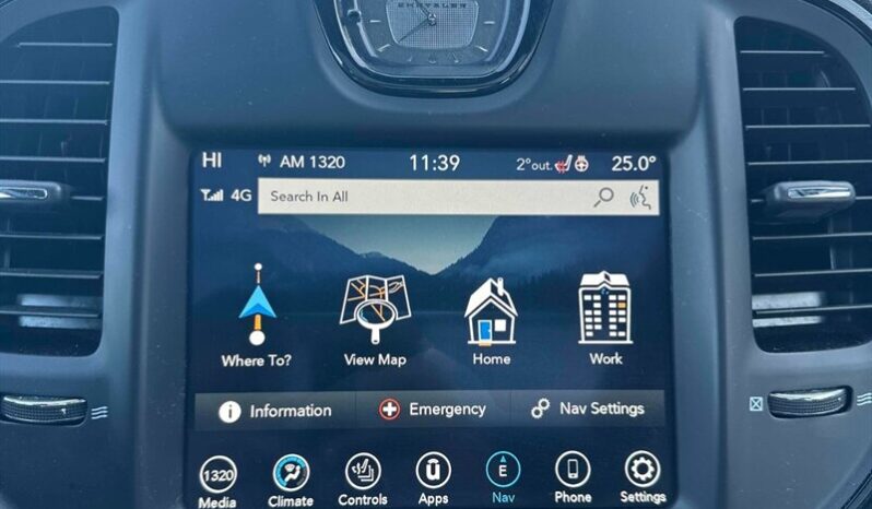 
								2023 Chrysler 300 Series S AWD full									