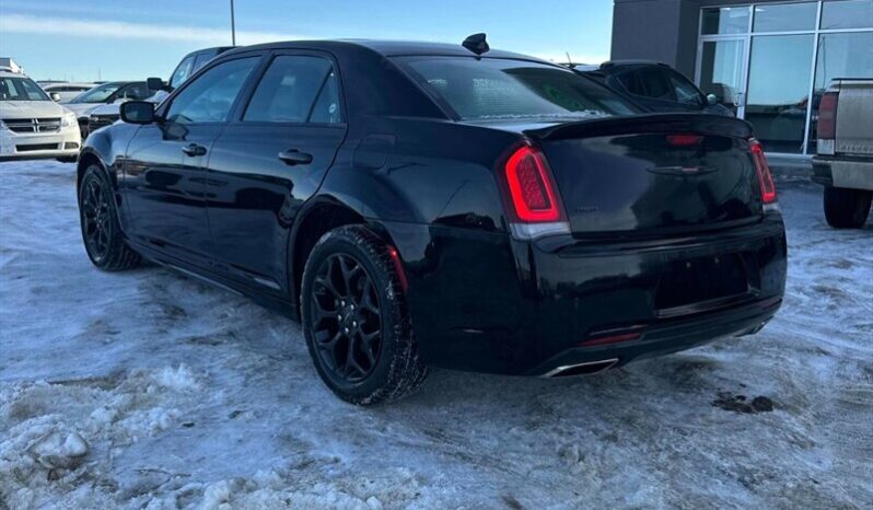 
								2023 Chrysler 300 Series S AWD full									