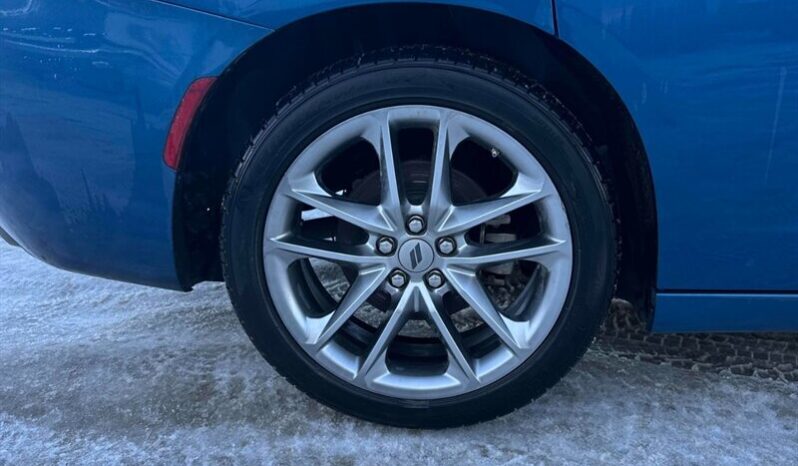 
								2023 Dodge Charger SXT AWD full									