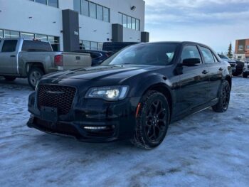 2023 Chrysler 300 Series S AWD