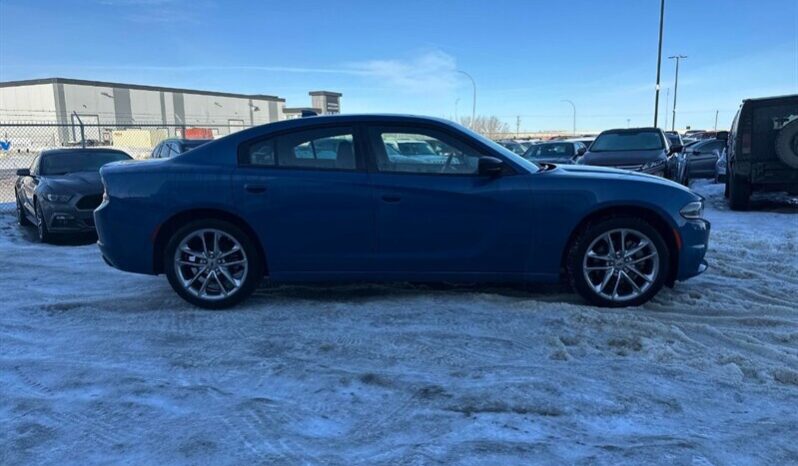 
								2023 Dodge Charger SXT AWD full									