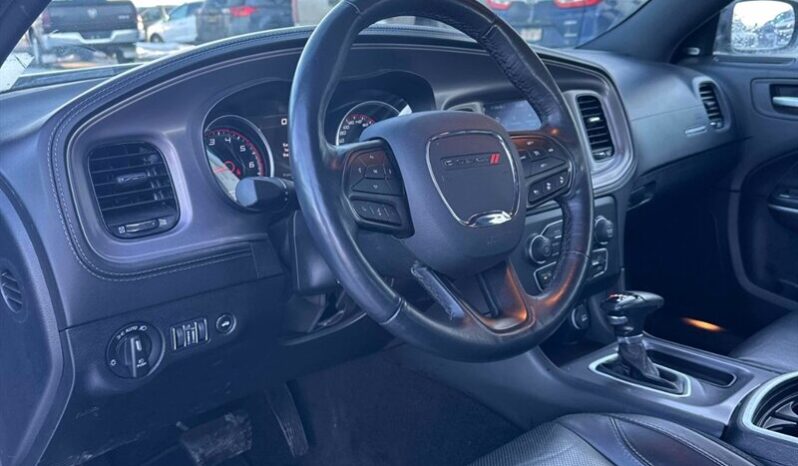 
								2023 Dodge Charger SXT AWD full									
