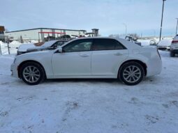 
										2021 Chrysler 300 Series S AWD full									