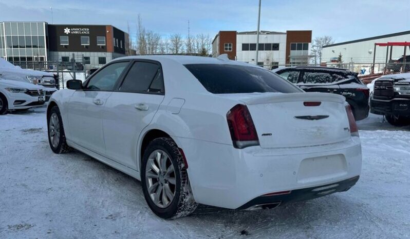 
								2021 Chrysler 300 Series S AWD full									