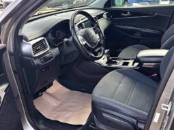 
										2019 Kia Sorento LX AWD full									