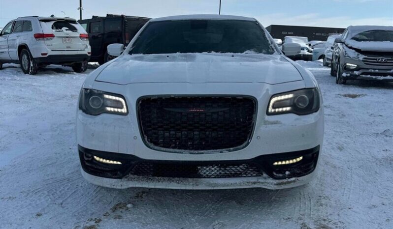 
								2021 Chrysler 300 Series S AWD full									