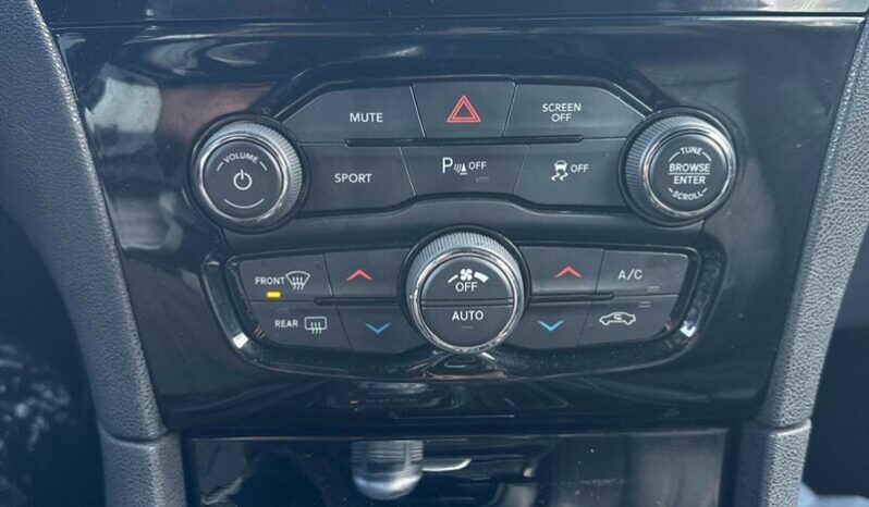 
								2021 Chrysler 300 Series S AWD full									